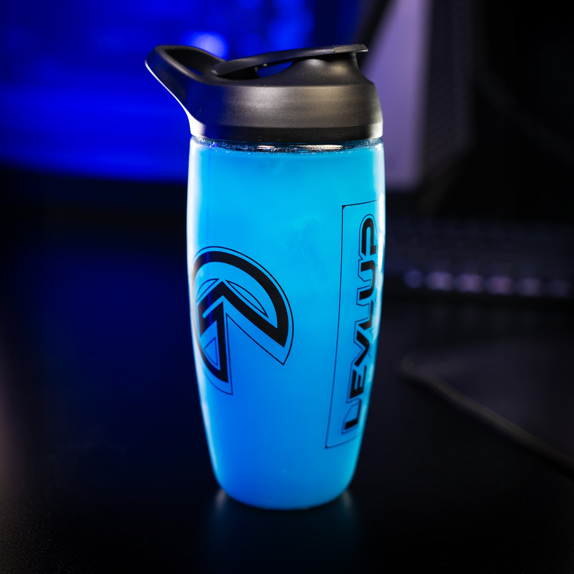 Icon Shaker Black